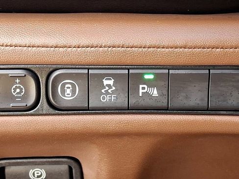 Used 2023 Acura MDX Technology image 29