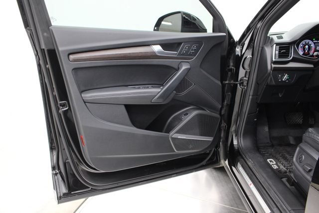 Used 2023 Audi Q5 2.0T Premium Plus w/ Premium Plus Package AWD/4WD image 40