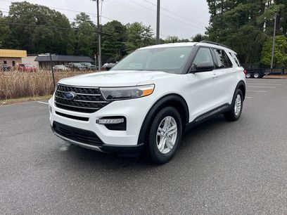Certified 2024 Ford Explorer XLT w/ Equipment Group 202A