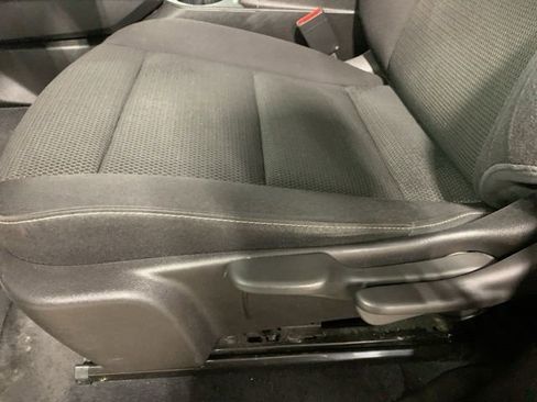 Used 2025 GMC Canyon Elevation image 10