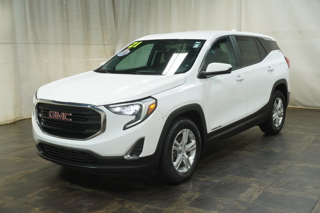 Used 2021 GMC Terrain SLE FWD image 2