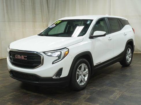 Used 2021 GMC Terrain SLE FWD image 2