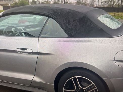 Used 2023 Ford Mustang Premium image 6