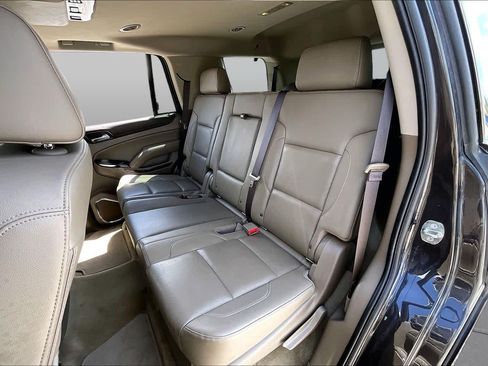 Used 2018 GMC Yukon SLT w/ Premium Edition RWD image 20
