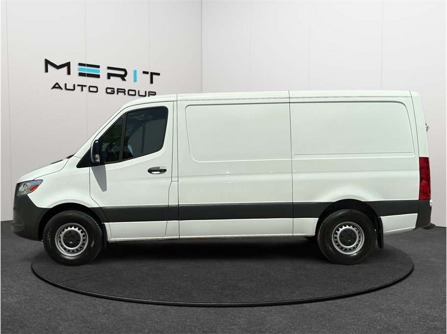Used 2024 Mercedes-Benz Sprinter 2500 144 Cargo image 5