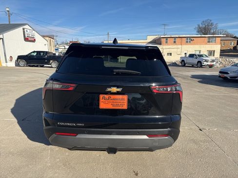 Used 2025 Chevrolet Equinox LT image 5