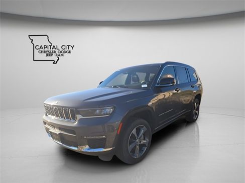 New 2025 Jeep Grand Cherokee L Limited image 7