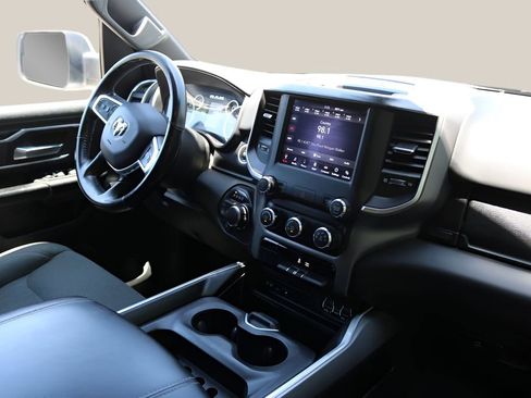 Used 2019 RAM 1500 Big Horn AWD/4WD image 21