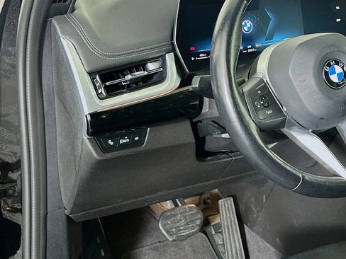 Used 2025 BMW X1 xDrive28i AWD/4WD image 17
