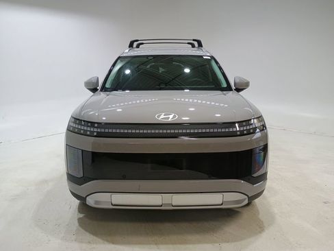New 2026 Hyundai Ioniq 9 SE AWD/4WD image 2