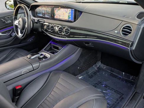 Used 2019 Mercedes-Benz S 560 Sedan image 23