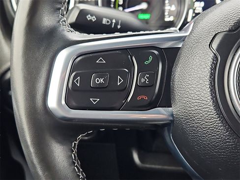 Used 2023 Jeep Wrangler Unlimited Sahara w/ Cold Weather Group image 25