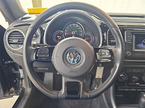 Used 2019 Volkswagen Beetle 2.0T S image 23