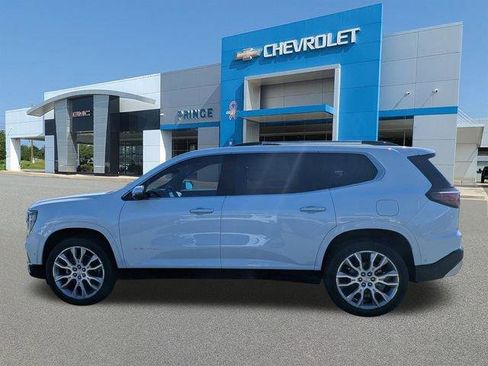 New 2026 GMC Acadia Denali w/ Super Cruise Package image 8