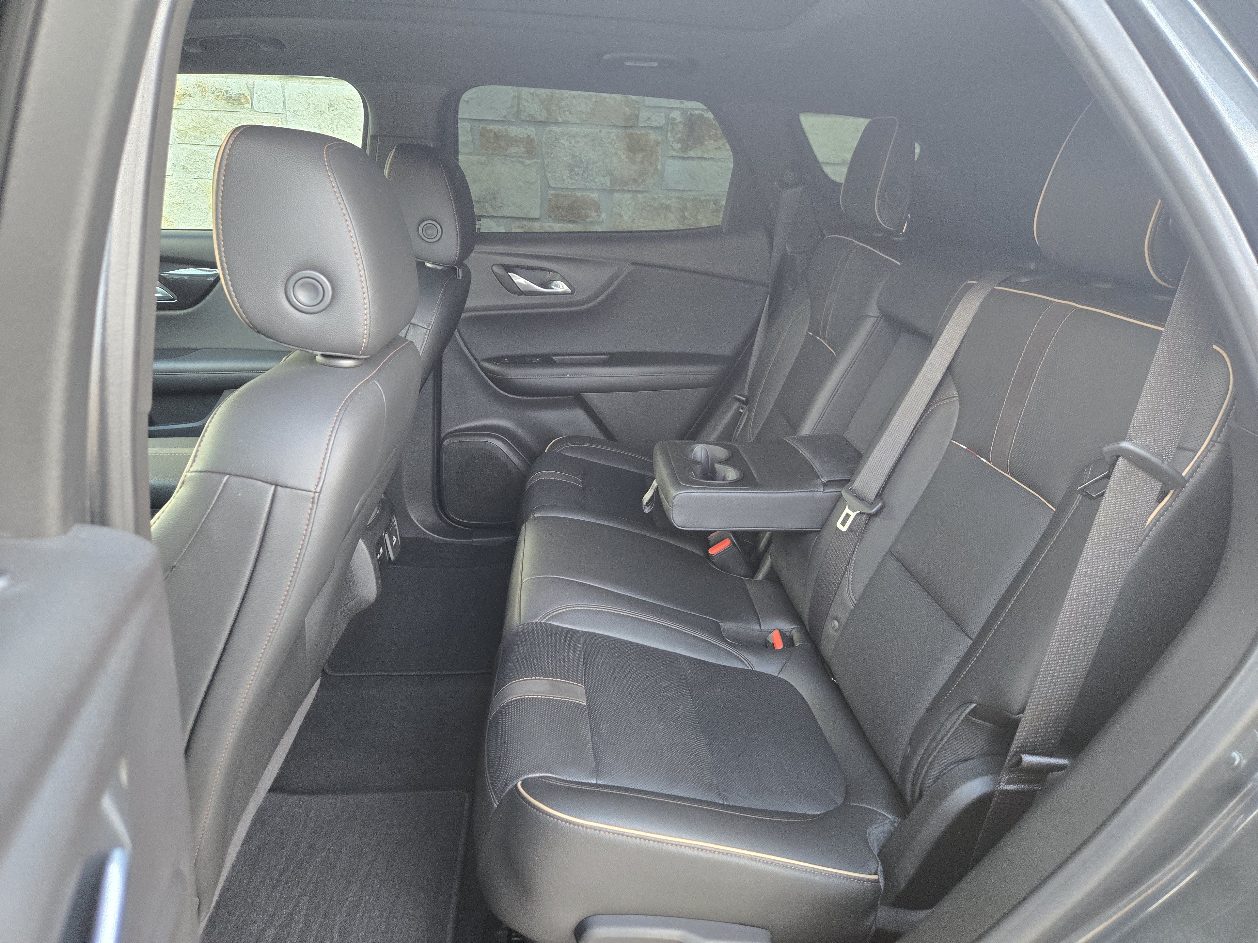 Used 2019 Chevrolet Blazer Premier w/ Sun and Wheels Package FWD image 7
