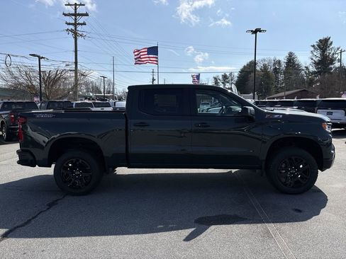 New 2026 Chevrolet Silverado 1500 LT Trail Boss w/ Convenience Package II AWD/4WD image 10
