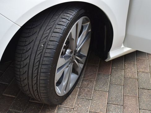 Used 2019 Mercedes-Benz CLA 250 4MATIC image 52