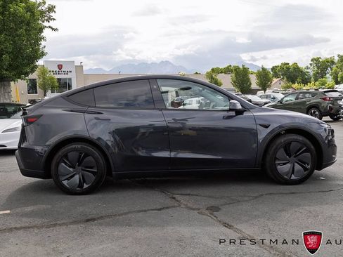 Used 2026 Tesla Model Y Long Range AWD/4WD image 21
