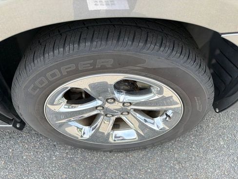 Used 2012 Dodge Charger R/T RWD image 13