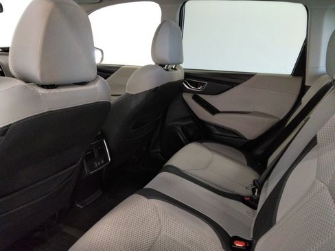 Used 2023 Subaru Forester Premium image 36