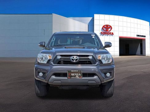 Used 2014 Toyota Tacoma 4x4 Double Cab w/ TRD Sport Package image 4