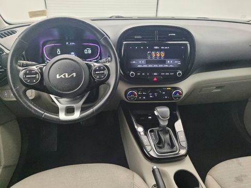 Used 2023 Kia Soul EX image 22