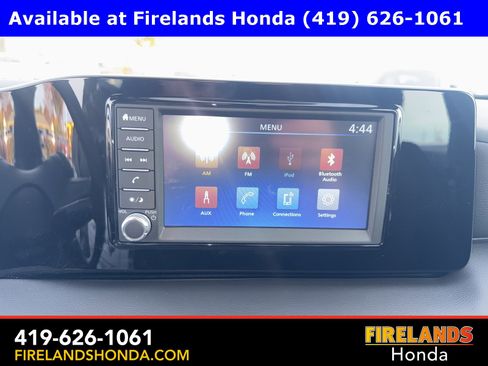 Used 2025 Nissan Kicks S image 18