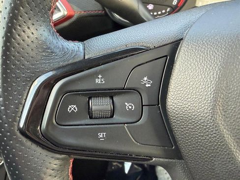 Used 2021 Chevrolet TrailBlazer RS w/ Sun and Liftgate Package image 18