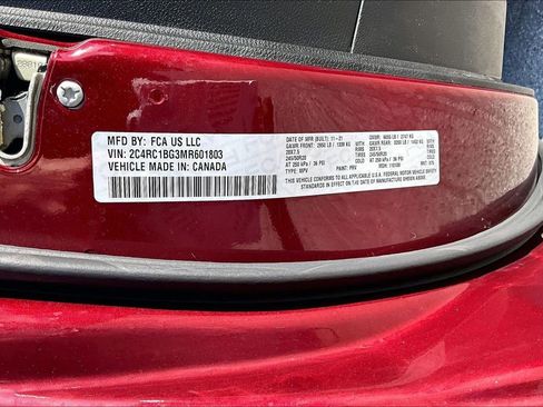 Used 2021 Chrysler Pacifica Touring-L w/ Uconnect Theater Family Group image 17