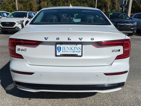 Certified 2024 Volvo S60 B5 Core image 5