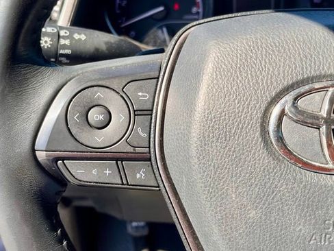 Used 2022 Toyota Camry SE image 22