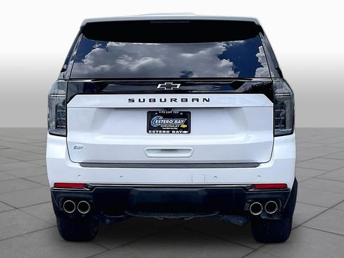 Certified 2025 Chevrolet Suburban Z71 w/ Comfort Package AWD/4WD image 5