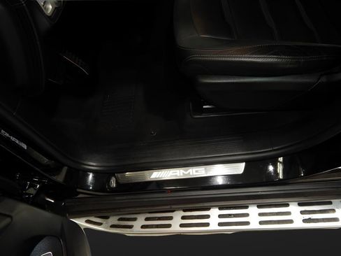 Used 2021 Mercedes-Benz GLE 53 AMG GLE 53 AMG image 12