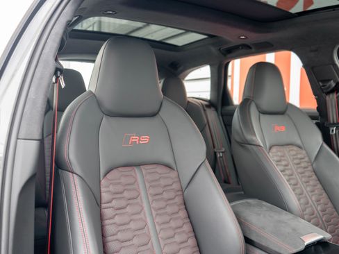 Used 2025 Audi RS 6 performance image 29