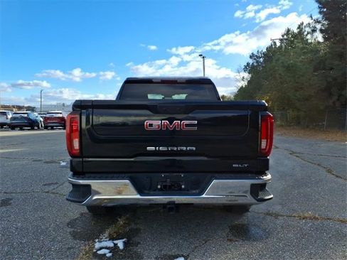 Used 2025 GMC Sierra 1500 SLT image 6
