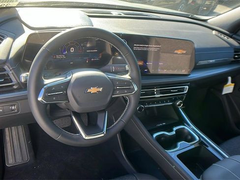 New 2026 Chevrolet Traverse LT w/ Driver Confidence Package image 20