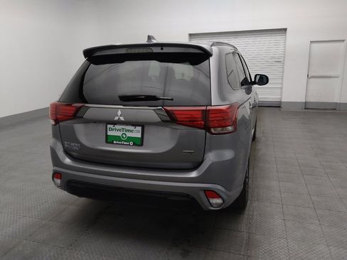 Used 2021 Mitsubishi Outlander LE image 7