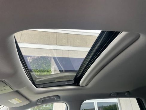 Used 2019 Acura MDX SH-AWD image 30