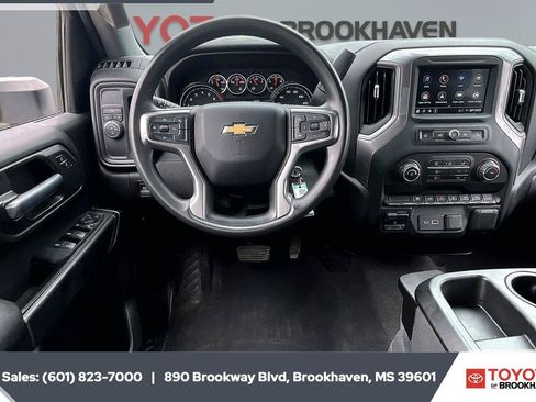Used 2022 Chevrolet Silverado 2500 Custom w/ Gooseneck/5TH Wheel Package RWD image 5