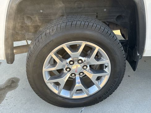 Used 2018 GMC Sierra 1500 SLT image 11