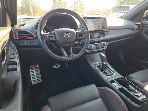 Used 2020 Hyundai Elantra GT N Line image 17