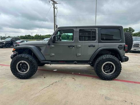 Used 2019 Jeep Wrangler Unlimited Rubicon AWD/4WD image 6