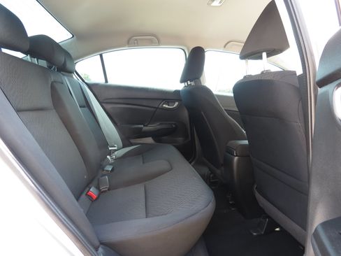 Used 2015 Honda Civic SE image 31