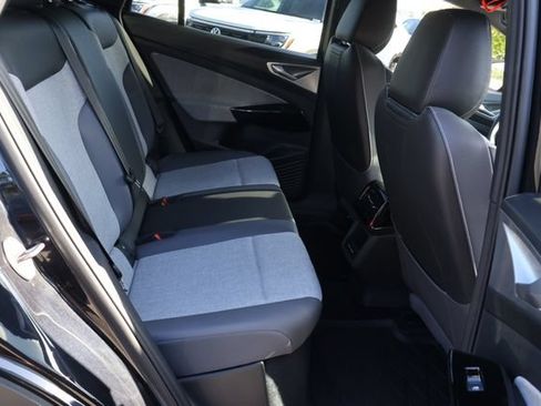 Certified 2023 Volkswagen ID.4 Pro RWD image 20