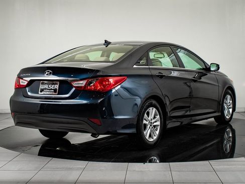 Used 2014 Hyundai Sonata GLS w/ Popular Equipment Group 2 image 10