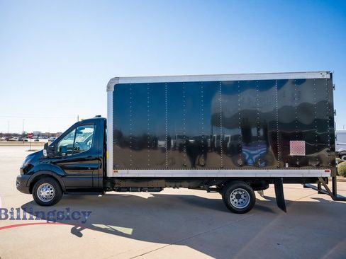 New 2026 Ford Transit 350 RWD image 4