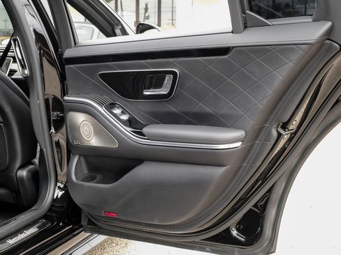 Used 2022 Mercedes-Benz S 580 4MATIC Sedan image 42