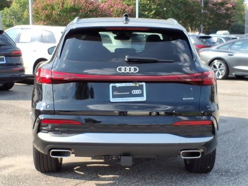Certified 2025 Audi Q5 Premium Plus AWD/4WD image 9