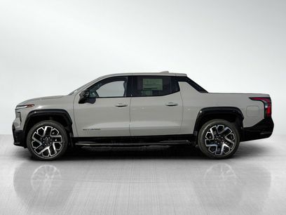 New 2025 Chevrolet Silverado EV RST