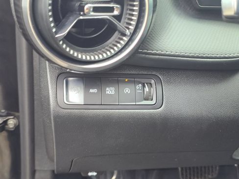 Used 2025 Chevrolet Equinox LT AWD/4WD image 23